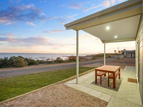 High Tide - Beachfront Pet-friendly